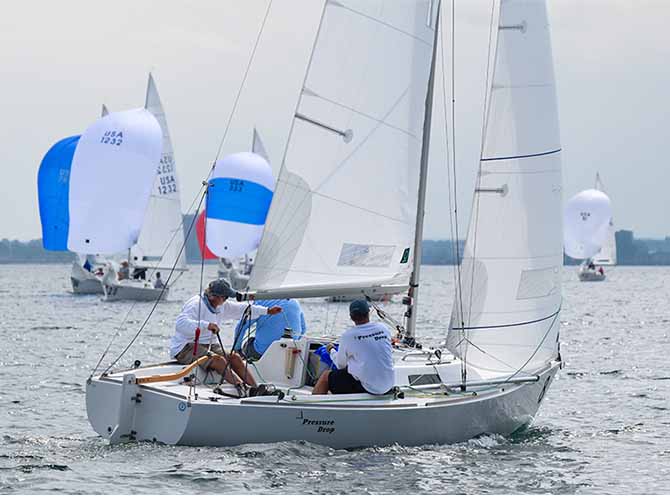ヨット Jay 金属製 オブジェ 置物 飾り　sailing yacht Jay J/42 ARROWHEAD